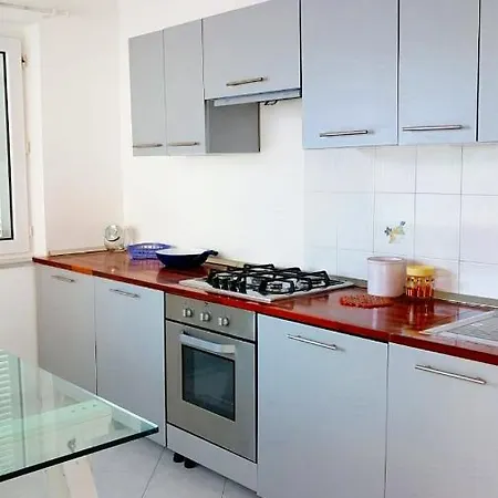 Maridea - Il Borgo Ponza