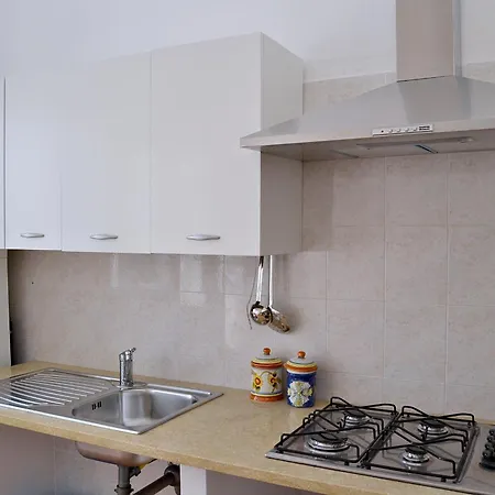 Maridea - Il Borgo Ponza