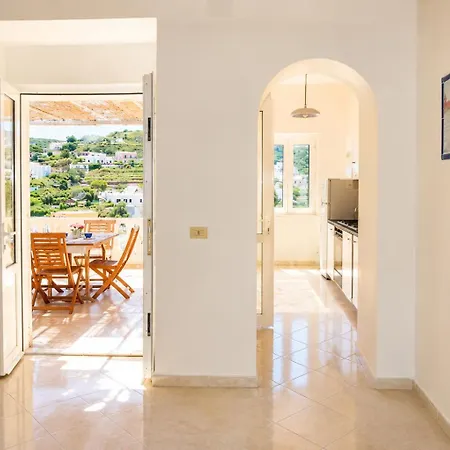 Maridea - Il Borgo Ponza
