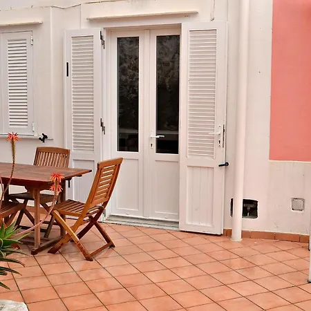 Maridea - Il Borgo * Ponza